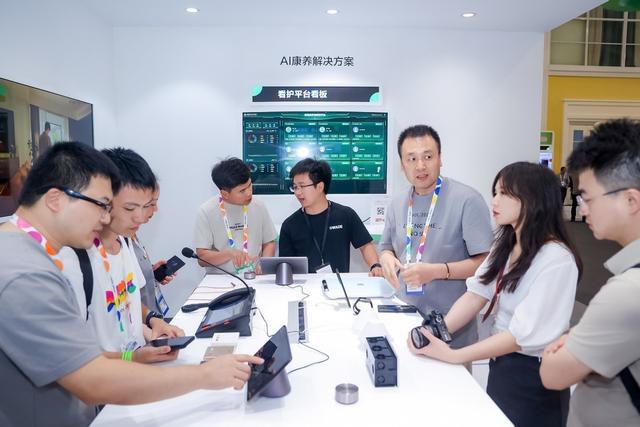 PG电子平台：HDC2024：鸿蒙Next让华为全屋智能操控便捷性再上层楼(图2)
