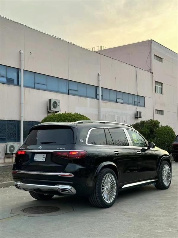 奔驰GLS450改装迈巴赫GLS600价格个性双拼内饰(图3)