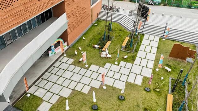 PG电子平台：“摩登田野2024”进行时在地艺术创作等你来打卡！(图10)