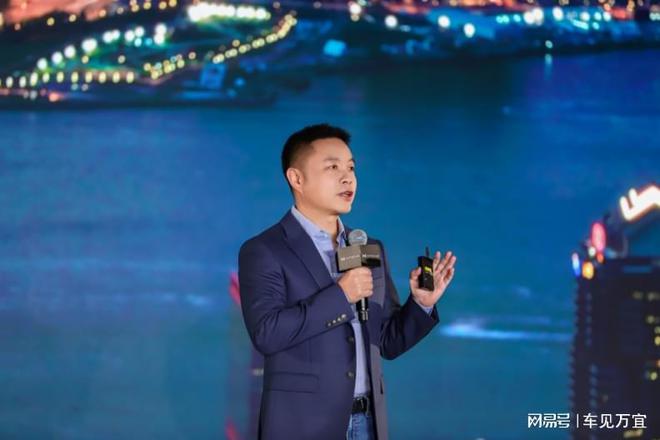 小鹏在香港启德机场跑道办了场25年最国际化的新车发布会(图1)
