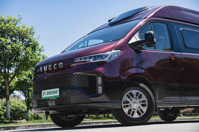Vanlife风的宿营车也能很“硬核”！实拍中意星河SC5(图8)