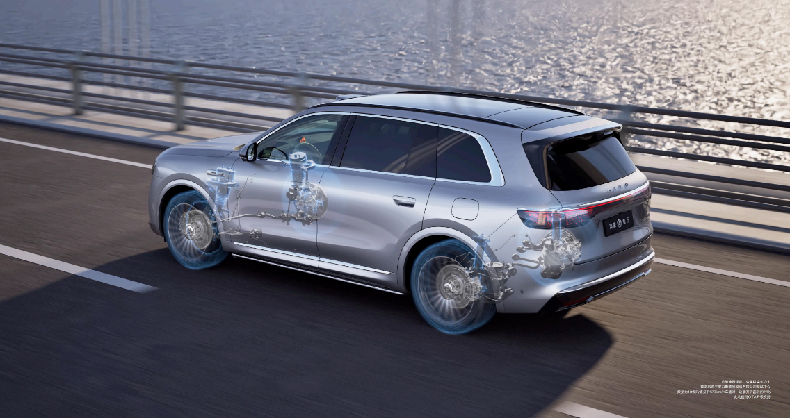 鸿蒙智行“爆更”！2小时连发6款新车从16万到百万全拿捏？(图10)