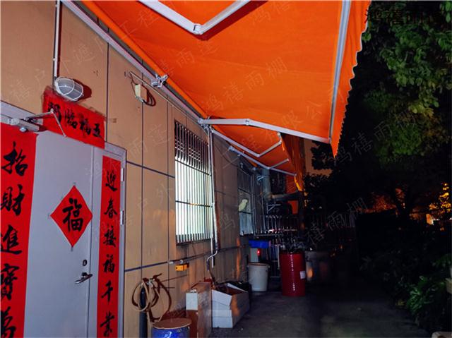 PG电子平台：供应苏州轨道式遮阳棚苏州铝合金遮阳篷定制(图1)