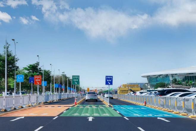 大江东｜“入沪第一站”打车调查（下）：乘客如何从“走得了”到“走得好”？