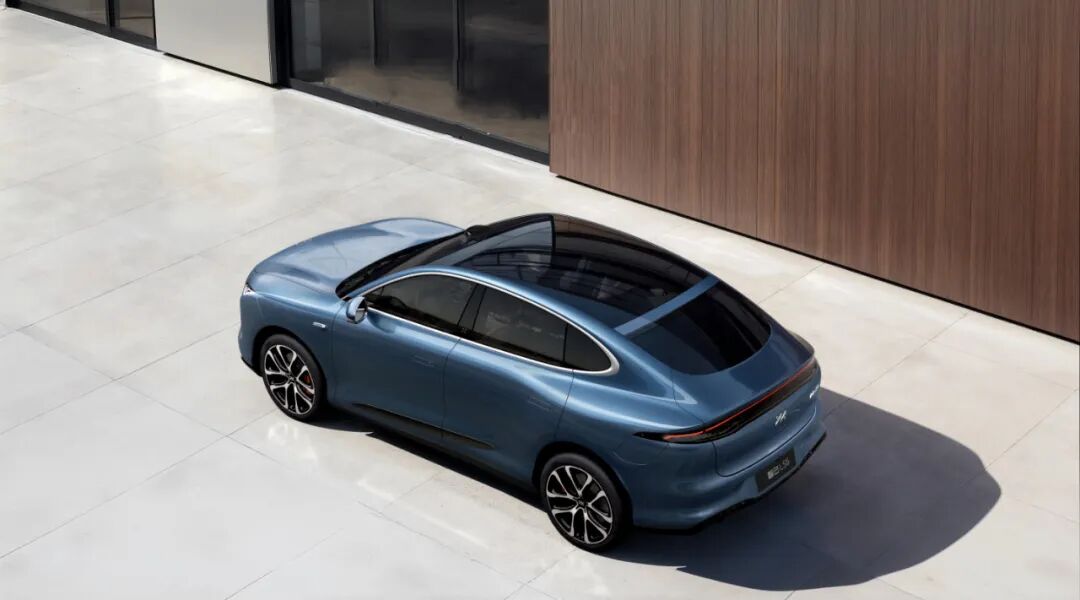 新一代智己LS6权益售价1979万起增程版纯电续航450km(图3)