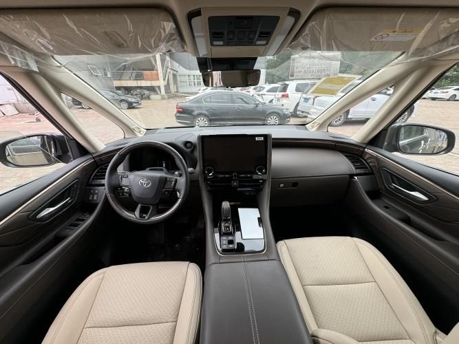 商务智能行宫25款丰田埃尔法25油电混动最新落地价格(图3)