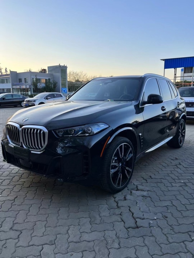 2024款宝马X530TXLine本家现车现车清仓处理(图4)