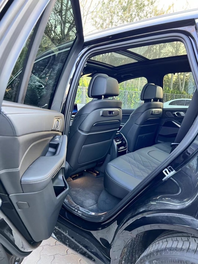 2024款宝马X530TXLine本家现车现车清仓处理(图8)