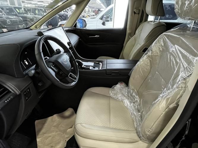 PG电子科技：丰田埃尔法最低多少钱天津现车热销90万不加价报价全国可分期(图3)