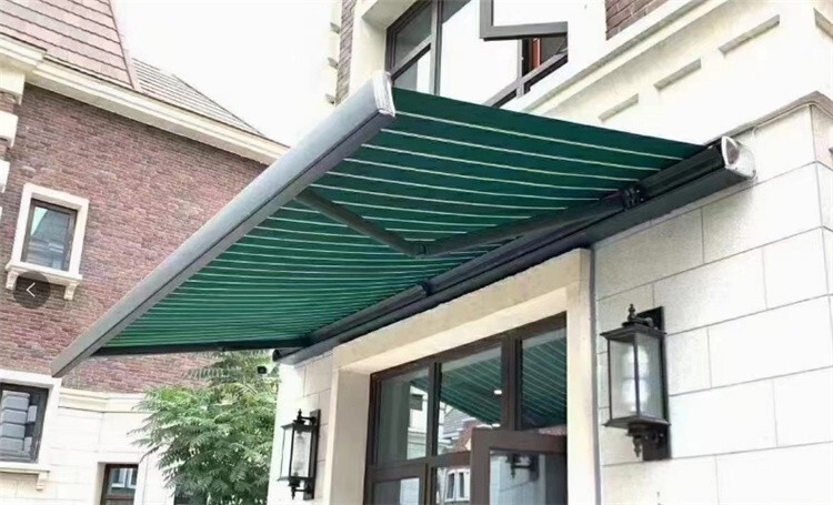 PG电子平台：北京定制庭院全盒式遮阳篷(图2)